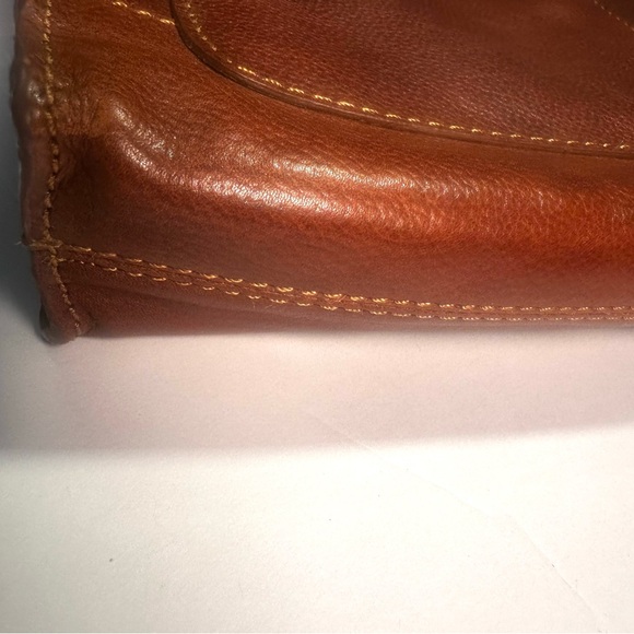 NWT Ashwood Brown Leather Crossbody Bag - Picture 4 of 12